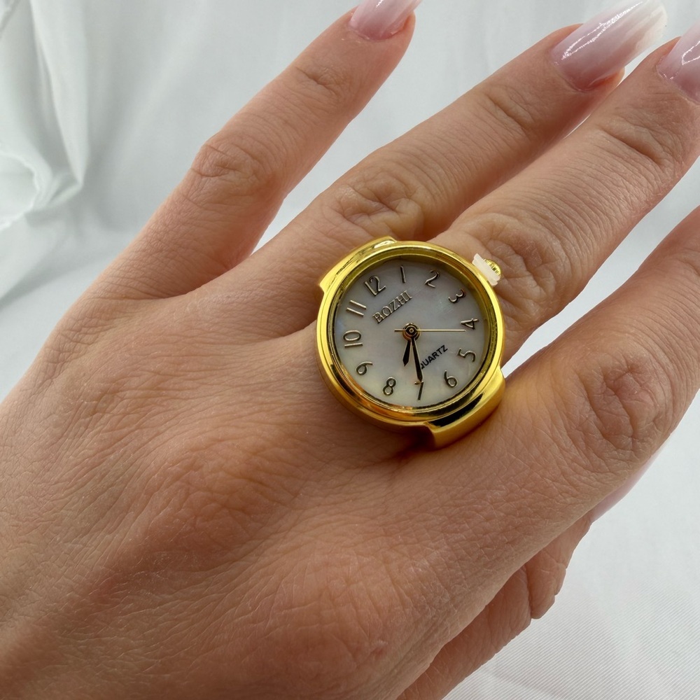 Classic unique adjustable Gold ring Watch - Picture 3 of 6